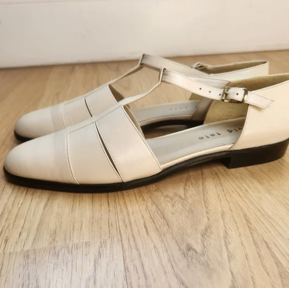 New David Tate shoes closed toe sandals  Color cream. Size 9.5 SS. NARROW. - Picture 3 of 6